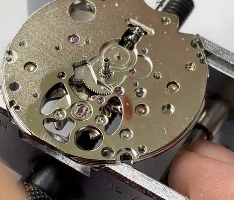 佛山泰格豪雅手表售后指定维修预约方式